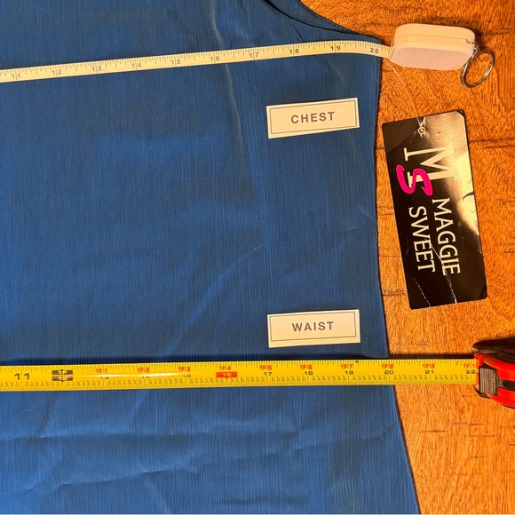 (M) NWT VINTAGE MADE IN USA!! Maggie Sweet Beautifully textured Midi Shift Dress - Picture 6 of 7